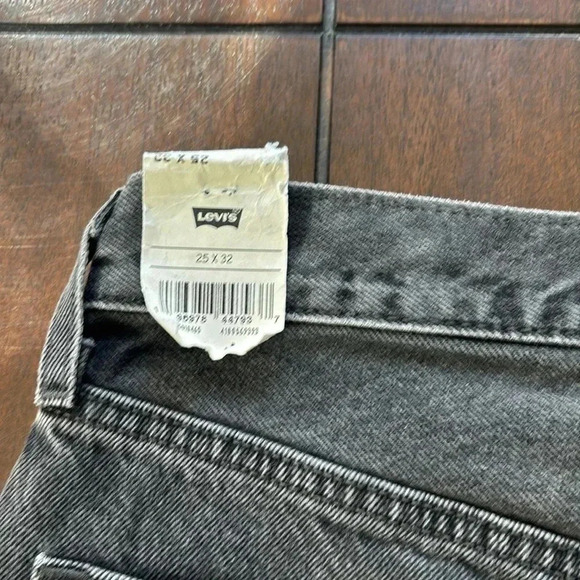 Levi’s women jeans 25x32 501 original - Picture 5 of 7